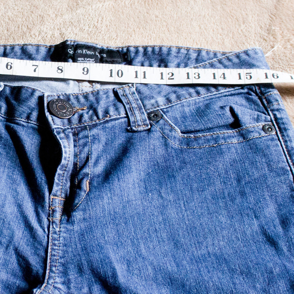2/$20 Calvin Klein Jeans Denim Bermuda Capri Short - Picture 6 of 8